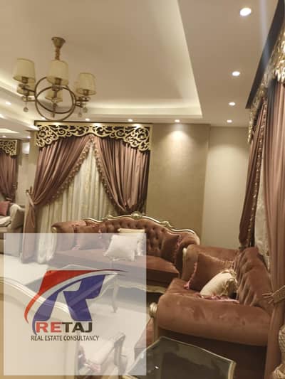 شقة لقطة للبيع سكني 200مترمباني 2016 بموقع مميز بجوار السراج موال مدينه نصر