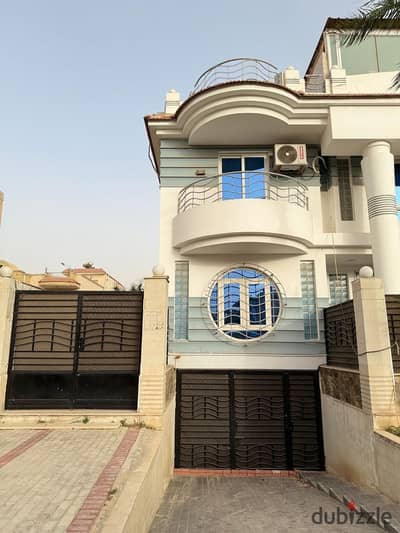  VIB Apartment for Rent – Al Yasmine Compound, Sheikh Zayed