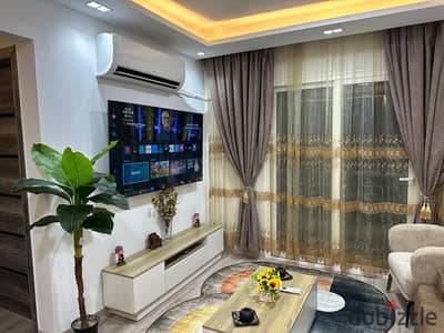 شقه مفروشه للايجار في مدينتي_B12