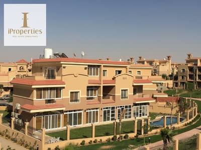 Standalone for Sale in Les Rois,View lake and landscape