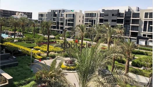 استلم شقه متشطبه بالكامل في ارقي واميز كمبوند واتر واي waterway مساحه واسعه جدا فيو على لاند سكيب تحفه على اطول فترة سداد بدون فوائد
