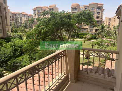 For rent in Madinaty B2 – Apartment 255m², model 500, directly opposite the club and next to services