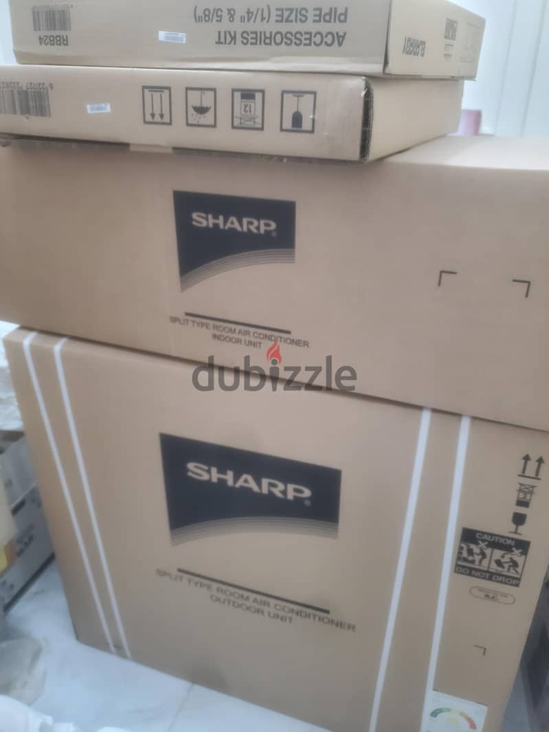 sharp split air conditioner 3Hp, cooling & heating, inverter, Digital 3