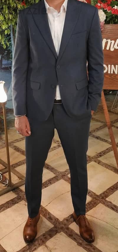 بدلة تاى هاوس