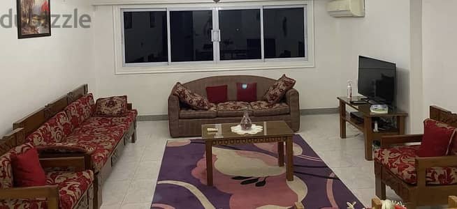 Living room (2 sofas and 2 chairs) - انتريه (٢ كنبة و ٢ كرسي)