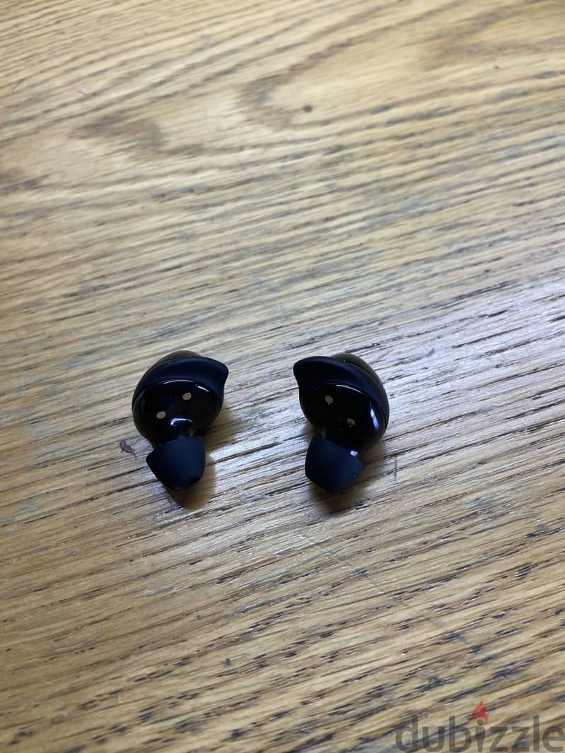 Samsung galaxy buds core, 2 weeks use 1
