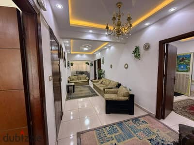 شقة للبيع 225م بـ كامب شيزار بين ابوقير والترام