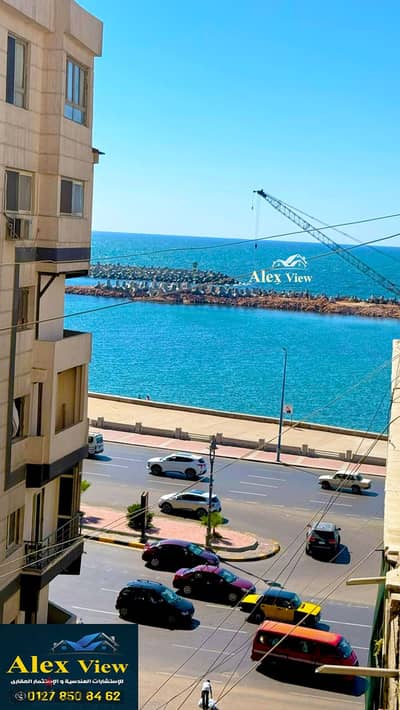 For daily rent, a hotel apartment on the beach next to the Al-Mahrousa Hotel, air-conditioned