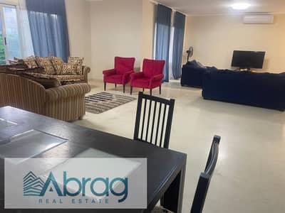 Penthouse for rent in Palm Parks Compound, 6th of October City: 325 sqm plus roof terrace; fully furnished and air-conditioned.