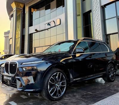 BMW X7 M60i 2024