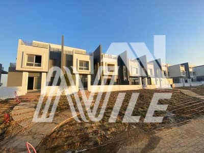 تاون هاوس كامل التشطيب مع مطبخ، بأقل سعر في هايد بارك - القاهرة الجديدة، فيو مميز Hyde Park New Cairo