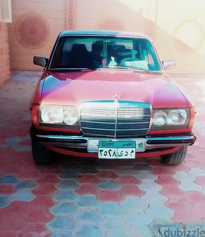 مرسيدس بنز سي 230 1980
