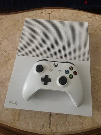 Xbox One s