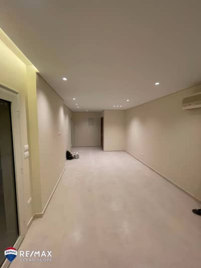 Prime Apartment for Rent in Mountain View iCity | Club Park View