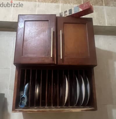 مطبخ خشب   عموله بحالة ممتازة
