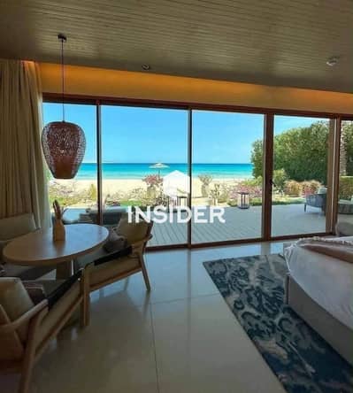 اخر شالية فيو بحر فى Seashore رأس الحكمة بالتقسيط على 8 سنين
