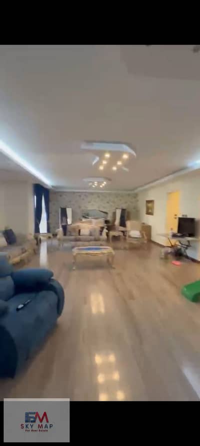 223 sqm apartment with special finishing and wide garden for sale in Al Rehab City at a very excellent price