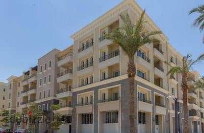 شقة مميزة للايجار بفيو رائع وتشطيب مميز في كمبوند ميفيدا قريب من الجامعة الأمريكية و محور محمد نجيب على شارع التسعين الجنوبي مباشرة  في التجمع الخامس