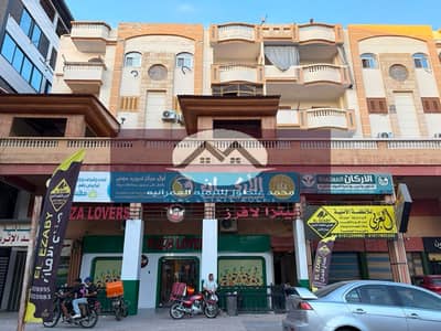 For sale at Al-Markaziya next to Sherif Al-Zaini