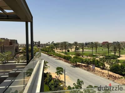توين هاوس استلام فوري اول صف على الجولف - بالم هبلز