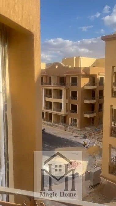 فرصة استثنائية في أرقى مواقع الشيخ زايد: امتلك شقة ناصية بحري بالكامل بمساحة 186م بالدور الثالث في كمبوند الخمائل (المرحلة الثالثة ب تكميلي)
