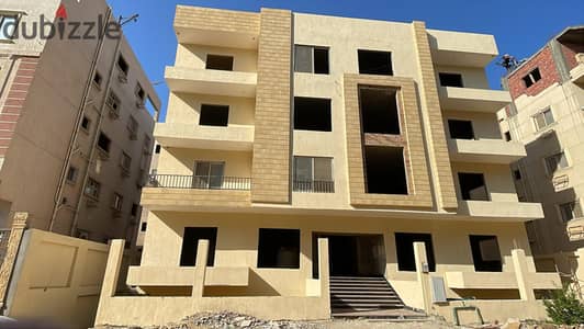 شقة مميزه للبيع فى الاندلس ٢٠٠م بسعر مميز بالقرب من كمبوند قطاميه ديونز موقع مميز