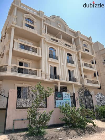 North expansions Boulevard neighborhood in front of Neom compound