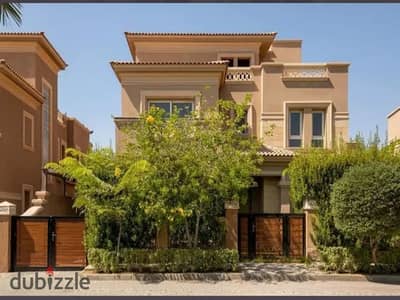 Inspect and receive a fully finished villa for sale with immediate delivery in La Vista, featuring a prime location next to Hyde Park Compound
