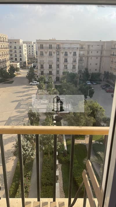 ستوديو للبيع متشطب فى التجمع الخامس استلام فورى بالمطبخ و الدريسنج فى هايد بارك