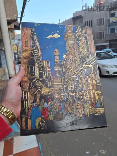 قطعة فنية كلاسيكية مصنوعة من النحاس المنقوش