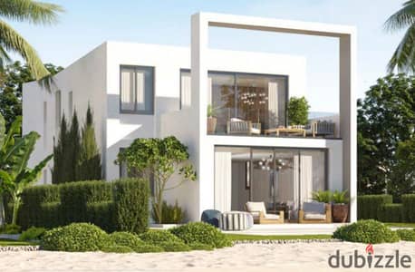 Stand-alone villa, lagoon view for sale,  ready to move, in D Bay, North Coast