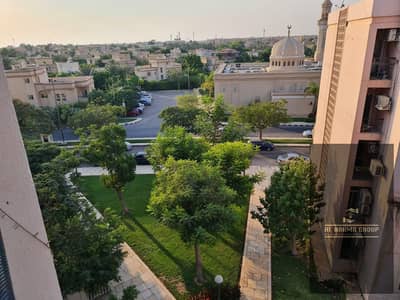 شقة للايجار المفروش في مدينة الرحاب القاهرة الجديدة بجوار السوق القديم وفوت كورت ومركز الطبي ومساجد 160 متر 3 غرف 3 حمام el rehab city now cairo