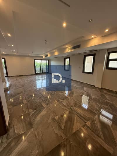 For sale, ultra super lux twin house with an internal elevator for sale in Green 4 Compound, in the eastern expansions next to Palm Hills