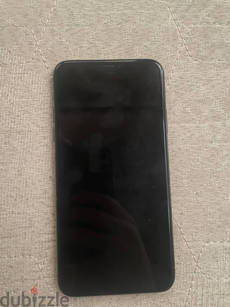 Apple - iPhone 11 Pro Max 1
