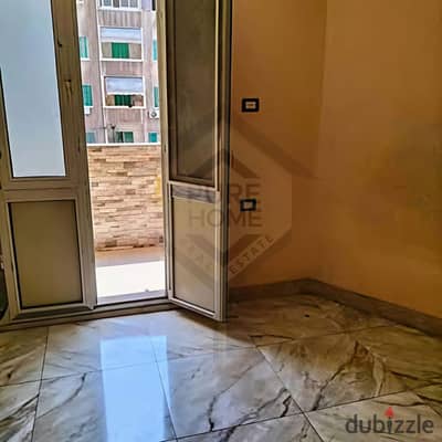 شقة للبيع (تصلح سكني او اداري ) - محرم بك - الرصافة