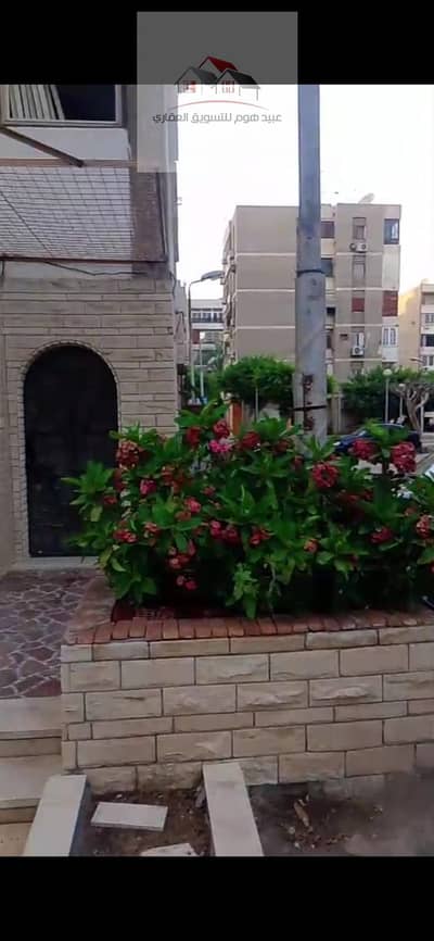 مكتب للايجار 150 متر متراخص اداري بمدينه نصر بشارع حسن مامون قريبه للنادي الاهلي