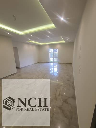 **للإيجار | شقة مميزة في Hyde Park New Cairo**  استمتع بأسلوب حياة راقٍ داخل **Hyde Park New Cairo**، أحد أكبر وأرقى المجتمعات السكنية في القاهرة