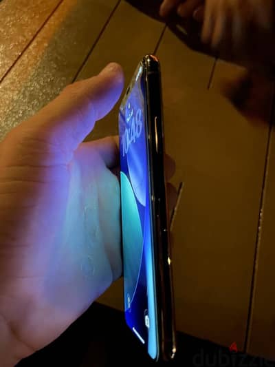 آبل - آيفون 11 برو
