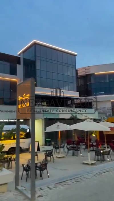 مكتب ٥٧متر مربعا استلام فوري للبيع في مشروع Shades  القاهرة الجديدة