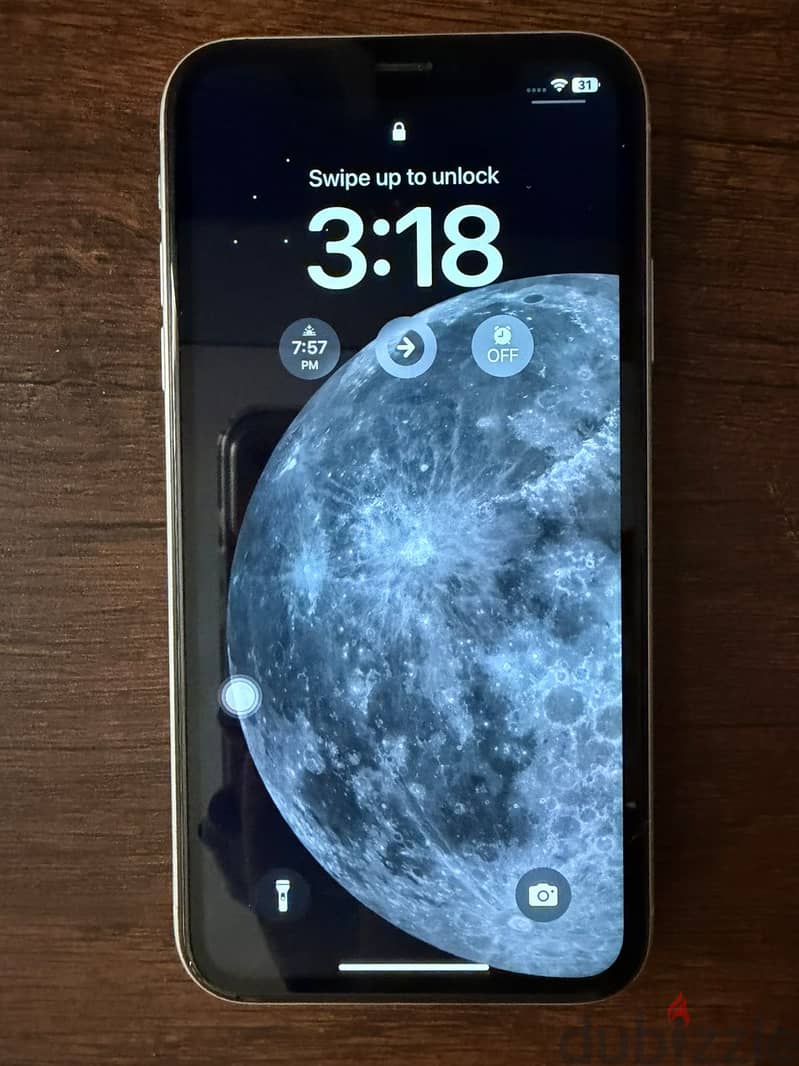 Apple - iPhone XR 3