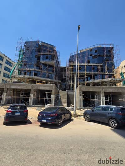 Office for sale, 51 sqm, available for immediate site viewing, in Elev8 Mall on South 90 Street, directly opposite Concord Plaza, Fifth Settlement, Ne