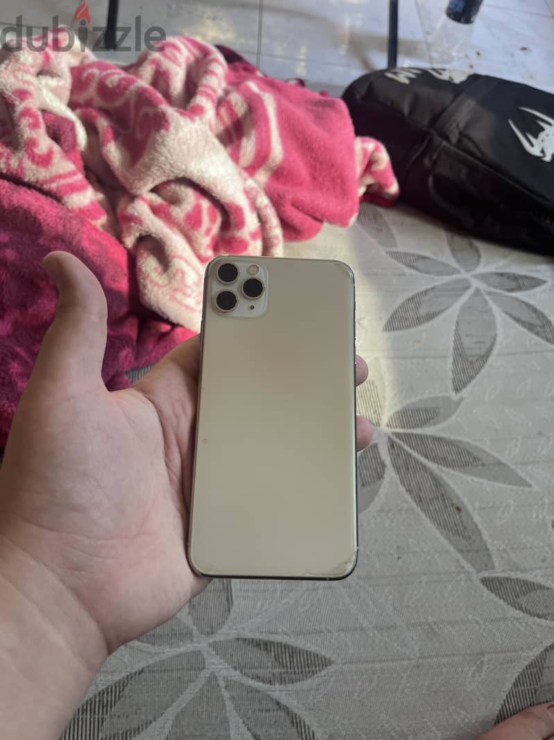 Apple - iPhone 11 Pro Max 1