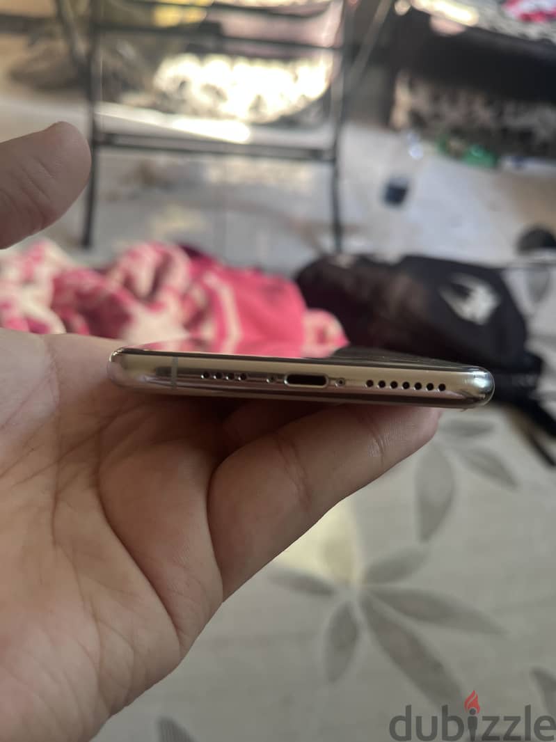 Apple - iPhone 11 Pro Max 5