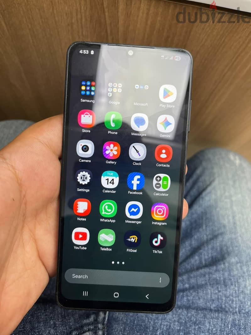 Samsung A06 4