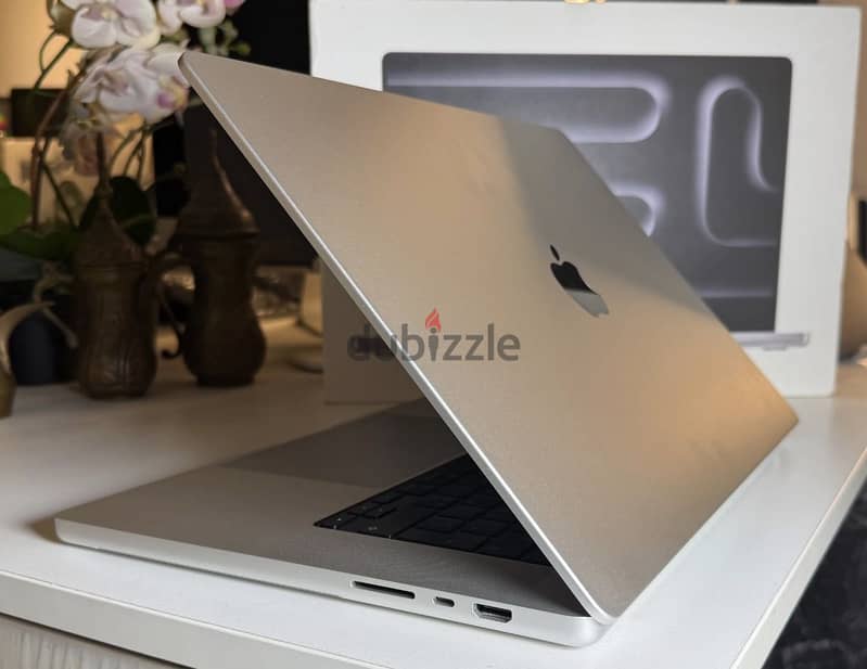 Macbook pro m4 pro chip 2024 6