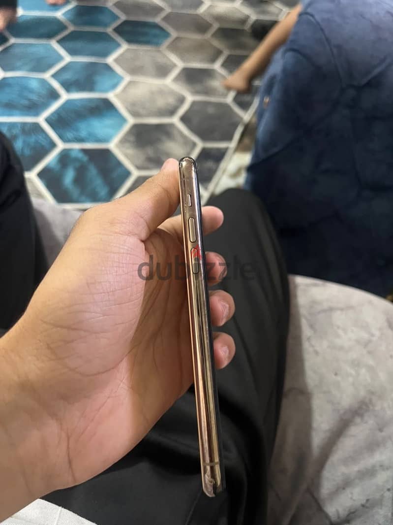 Apple - iPhone 11 Pro 5