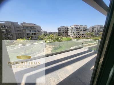 Last chance to own an apartment (immediate occupancy) in a prime location in Sodic