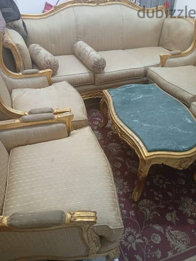 صالون مدهب بالنجفة و4اباليك كريستال في نحاس
