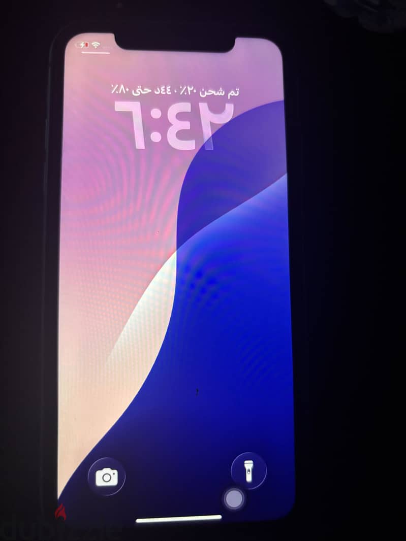 Apple - iPhone 11      72% 2