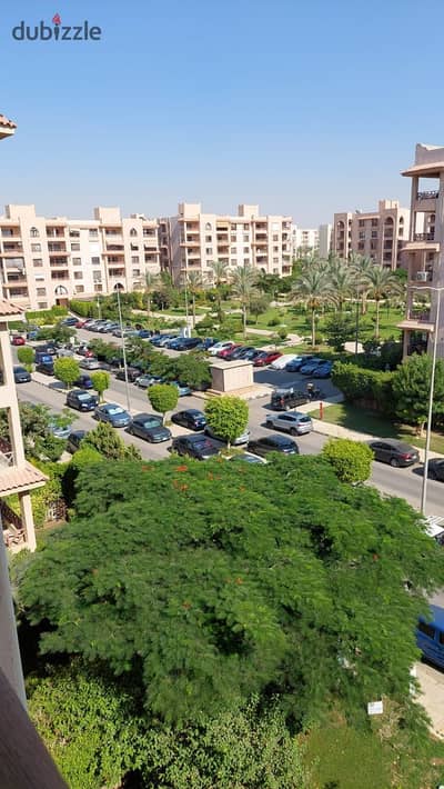 للايجار بالرحاب شقة مساحة 148متر